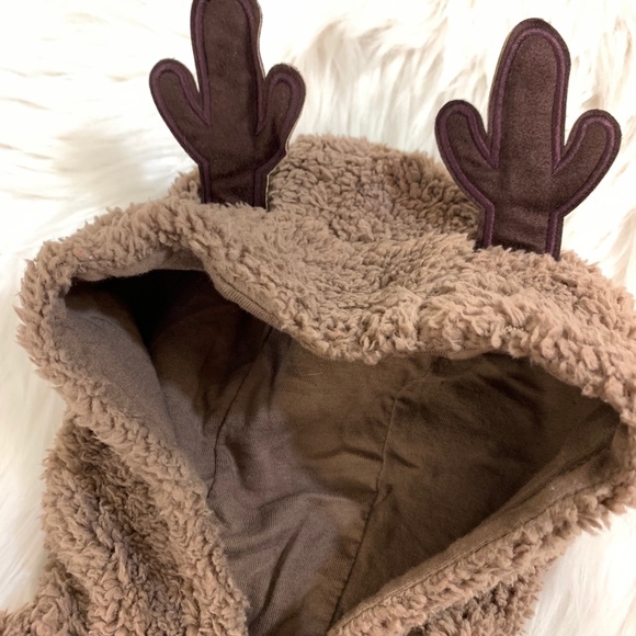 Sherpa reindeer onesie with antlers and hood - Picture 2 of 7